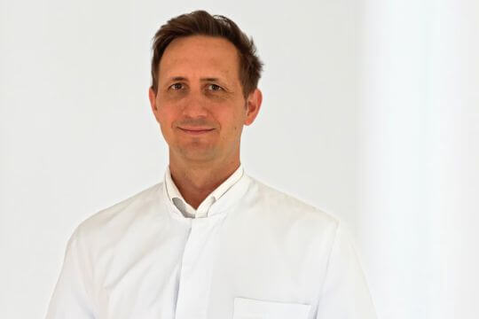Dr. Marius Vogt, California Skin, Ihre Experten für Faltenbehandlungen in Augsburg